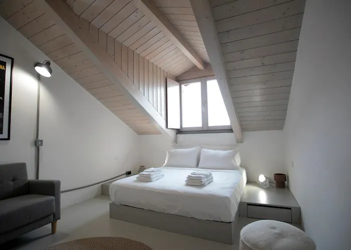 Cibrario Cit Apartment _ Circle